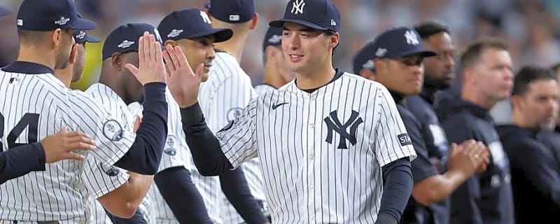 Joey Votto Backs Potential Reds-Yankees Trade for Young Infielder
