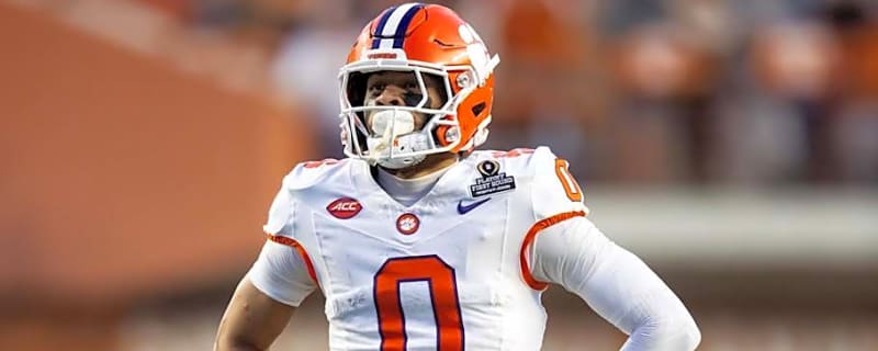 Clemson Star WR Antonio Williams Reveals How Close He was to NFL Draft