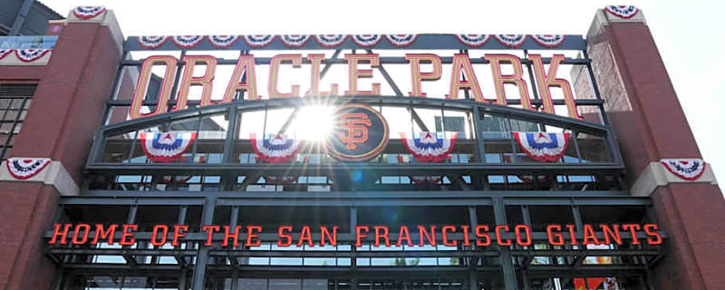 Giants teaming with bowling company Lucky Strike Entertainment