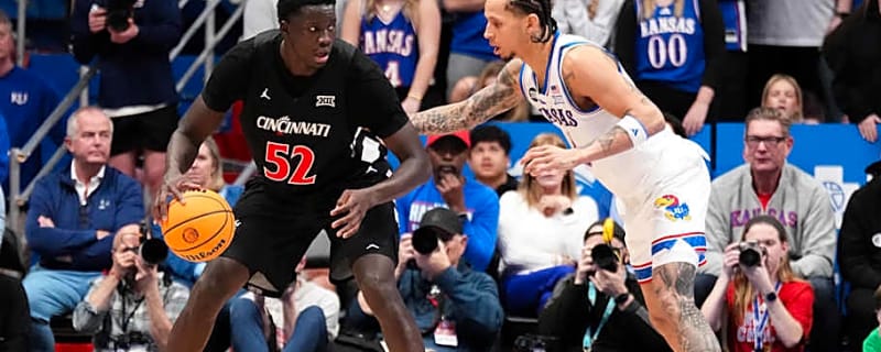Kansas Interested in Star Big 12 Transfer Who Tormented the Jayhawks
