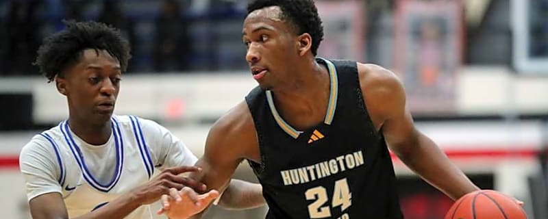 Kansas’ Darryn Peterson Works Out With Renowned NBA Skills Trainer