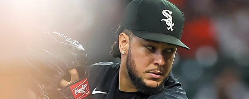Even White Sox GM Chris Getz Admits That Luis Castillo Has Been a Problem