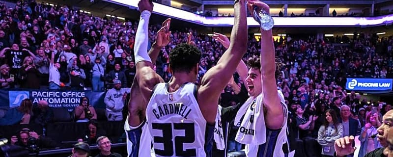 Can Kings' Vibes Stay High with Another Losing Season?