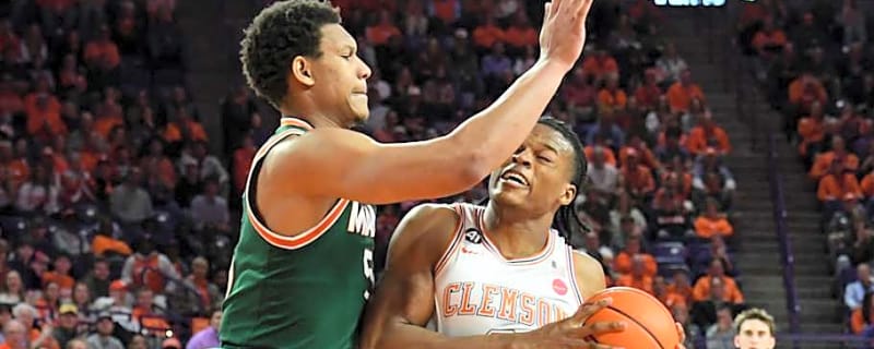 Syracuse looks to get back in the win column when Miami visits