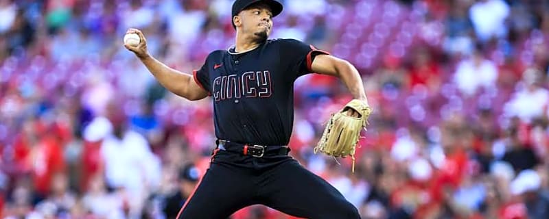 INSTANT REACTION: Reds Bats Go Silent, Fall to Rockies 3-2 on Friday Night