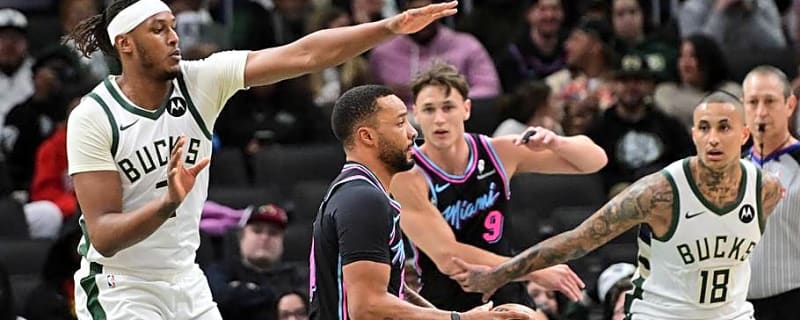 The Milwaukee Bucks must move on from these two players