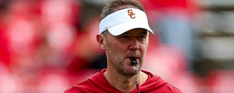 USC Bowl Projection Looms Large With Questions About Lincoln Riley's Future