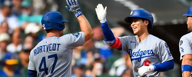 2026 Dodgers Spring Training: Ben Rortvedt, Hyeseong Kim Pull Each Other in Sprinting Drills