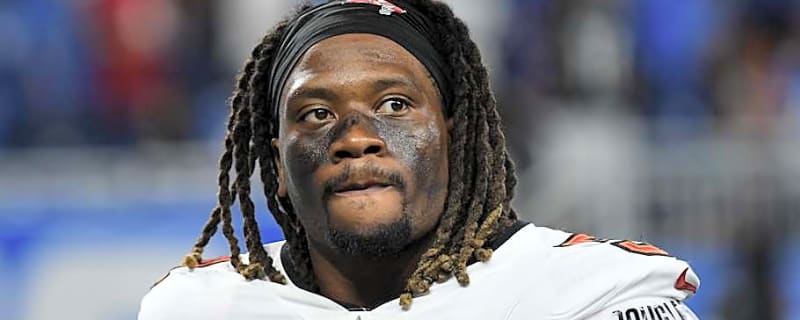 Cardinals Sign Buccaneers LB