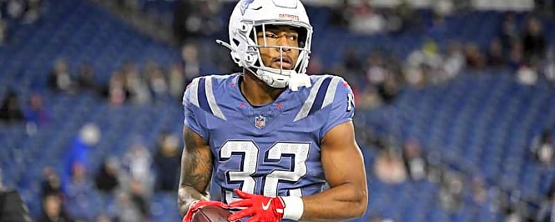Patriots Rookie RB Scores Two TDs in Lead Over Jets