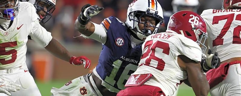 Alex Golesh Teases Incredible Versatility From This Surprising Auburn Linebacker