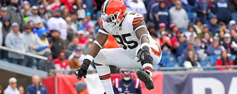 Can Panthers Afford to Sign Deebo Samuel, David Njoku, Other Remaining FAs?