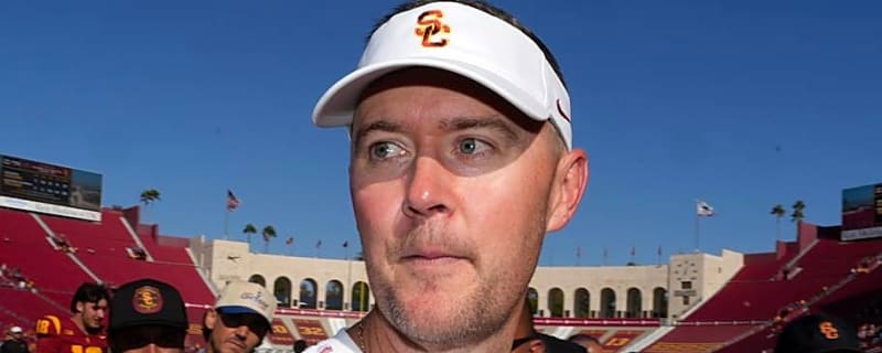 Transfer Questions Surround USC Trojans Quarterback