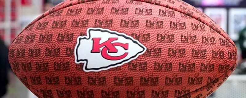 Chiefs Need to Re-Sign This 2026 Free Agent