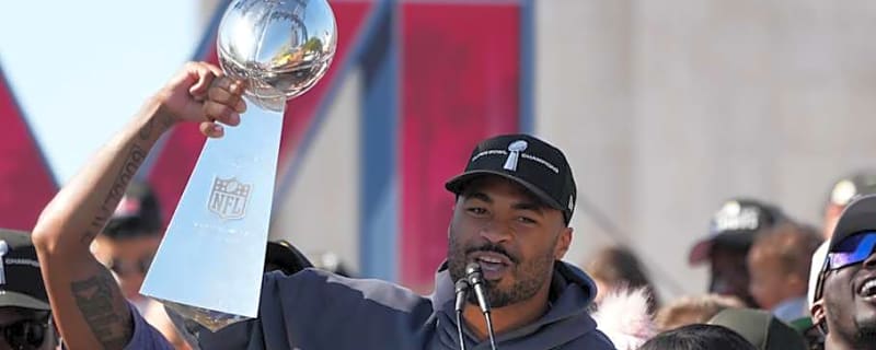 Rams Legend Says Goodbye to the NFL