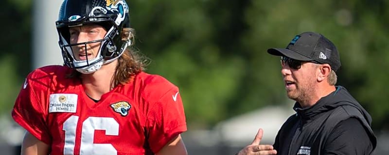 How Jaguars&#39; Liam Coen Is Using Accountability to His Advantage