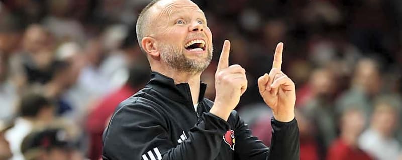 Watch: Pat Kelsey, Louisville Players Discuss Rivalry Matchup vs. Memphis