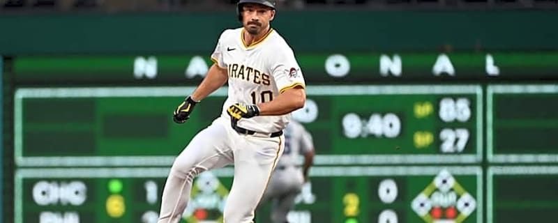 Pirates&#39; Bryan Reynolds Departs vs. Tigers