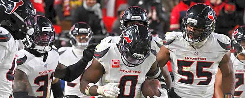 Texans List Star Defender Among Inactives vs. Raiders