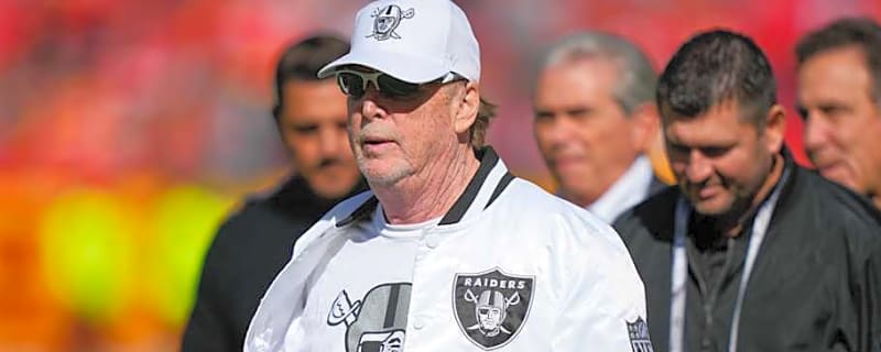 Identifying Why Raiders&#39; Mark Davis Has Flexibility This Offseason