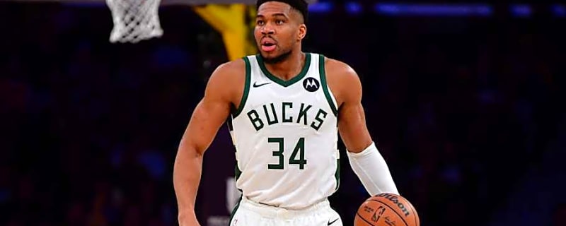 Report: Lakers Preparing Aggressive Offseason Push for Giannis Antetokounmpo