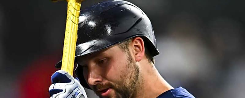 Seattle Mariners Catcher Makes MLB, Team History With 40th Home Run