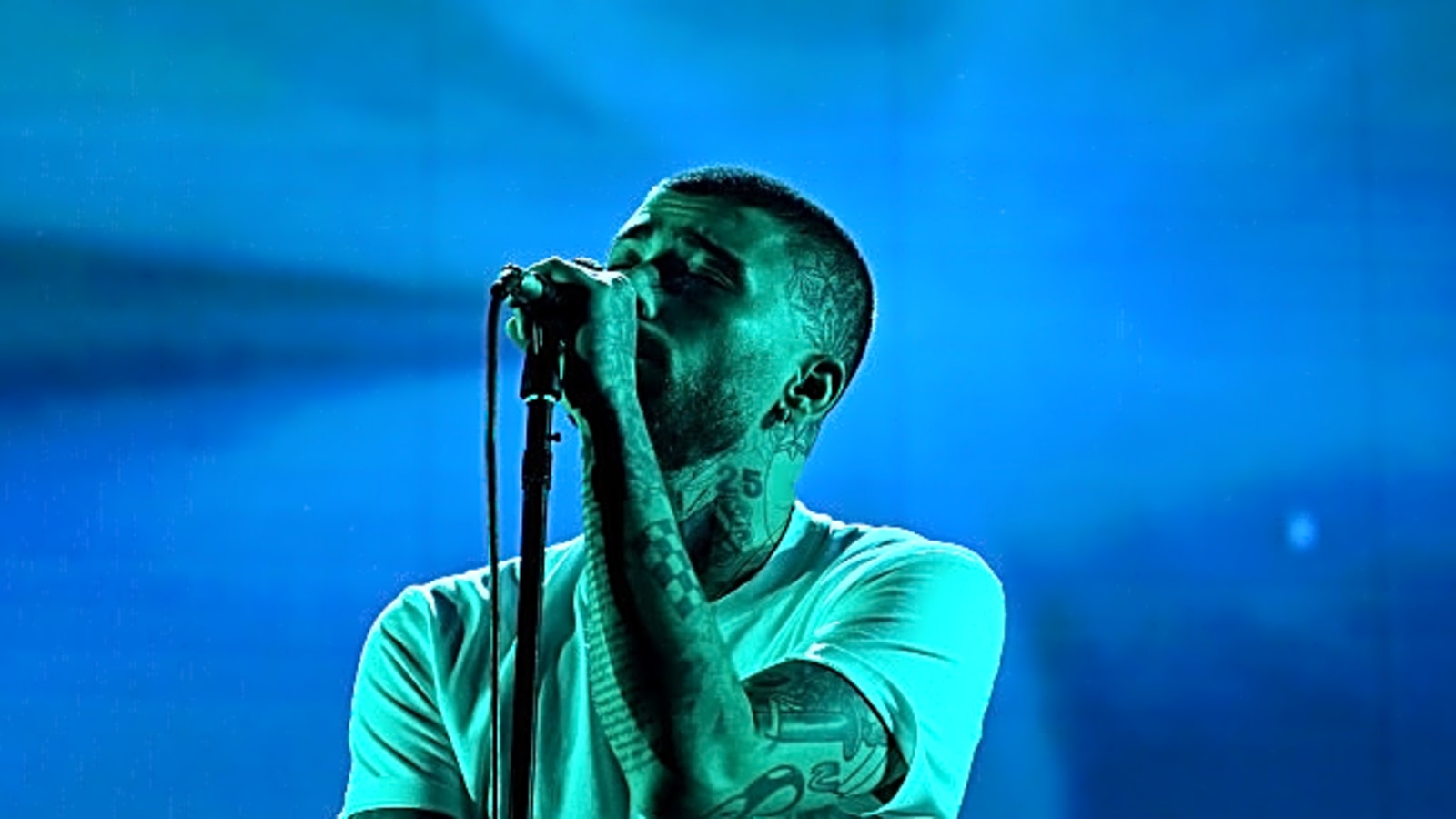 Mystery illness leaves Zayn Malik’s US tour in chaos