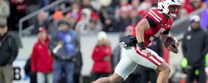 Wisconsin Badgers’ freshman QB tasked with daunting first collegiate start