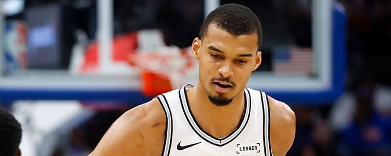 Spurs' Victor Wembanyama does it all in win over Pistons