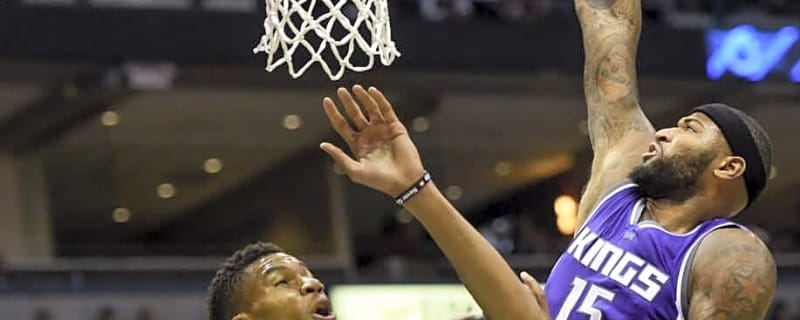 NBA Veteran pushes the Bucks to sign some veteran talent to try to keep Giannis Antetokounmpo