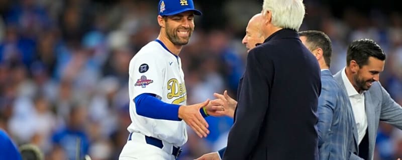 Two-Time Dodgers World Series Champion Chris Taylor Retires