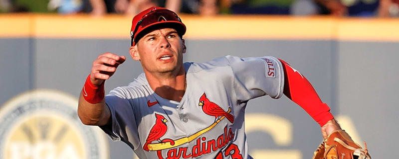 Pirates claim versatile INF/OF off waivers from Cardinals