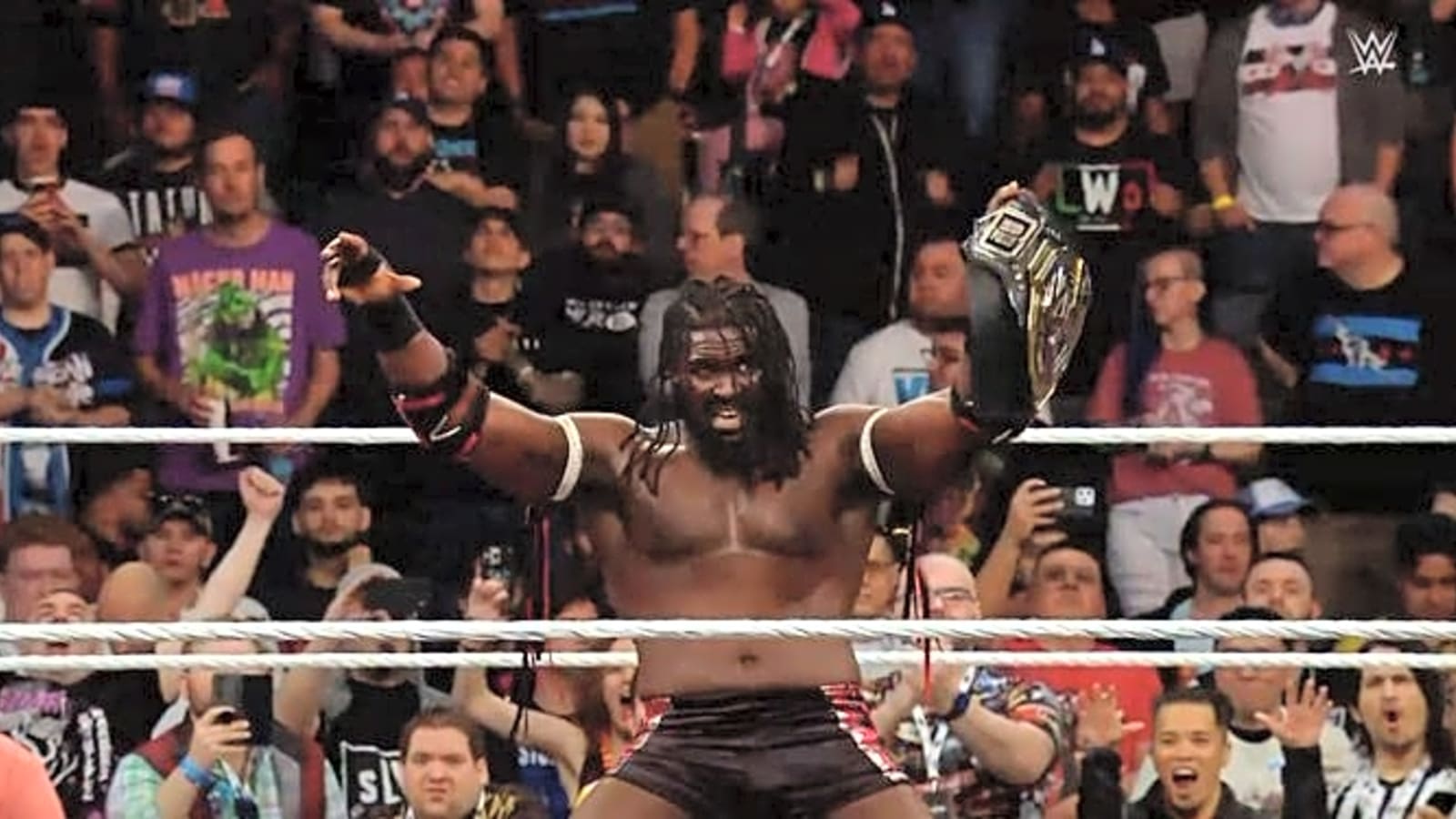 WWE Needs to Start Pushing Younger Stars (And Who They Should Be)