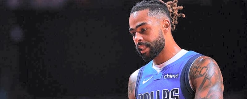 D’Angelo Russell’s season goes from bad to worse as Mike Brown singles him out during Mavs vs Knicks