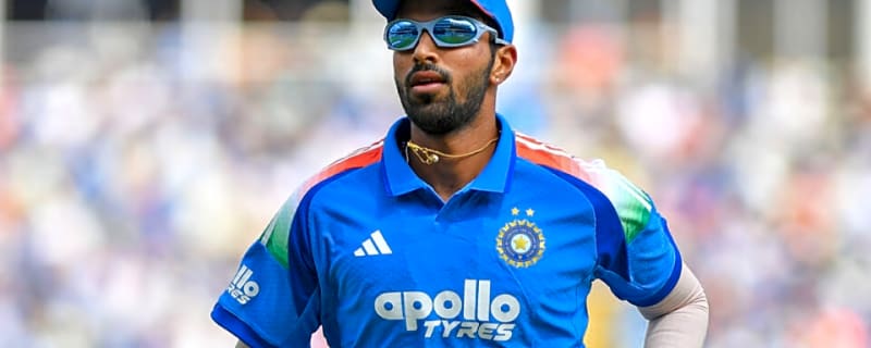Indian cricketers rewarded with cash after winning medals