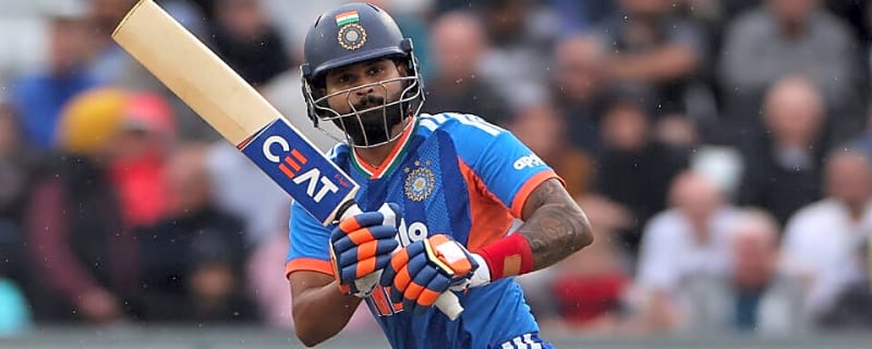 What is Shreyas Iyer's T20I record at Holkar Stadium, Indore?