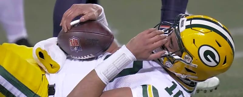 Packers’ Matt LaFleur has 2-word message on hit that knocked Jordan Love into concussion protocol