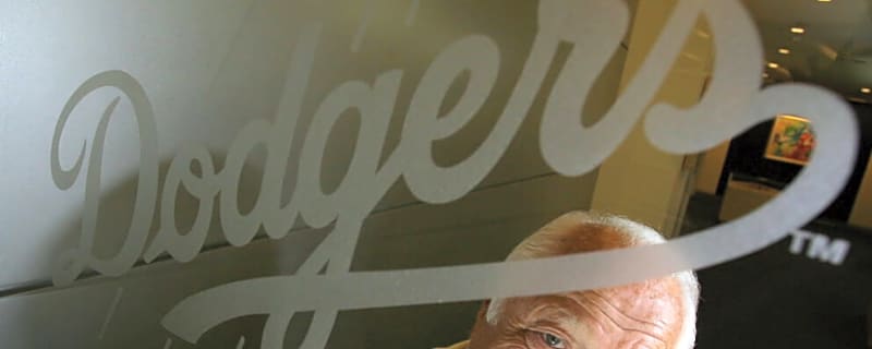 Hollywood Icon Robert De Niro Could Portray Dodgers Icon in Highly Anticipated Sports Movie