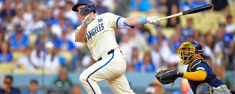  Dave Roberts Will ‘Make Sure’ Will Smith Qualifies For NL Batting Title