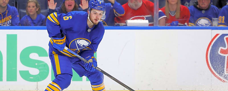 Sabres extend Benson on seven-year deal