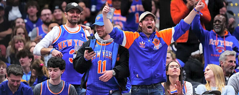 Cavaliers reportedly stop at least 10 Knicks fans from sitting courtside