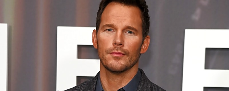 Chris Pratt reveals plan for giant Arnold schwarzenegger portrait