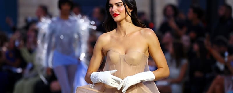 Kendall Jenner ‘taking cautious approach to developing relationship with Jacob Elordi’