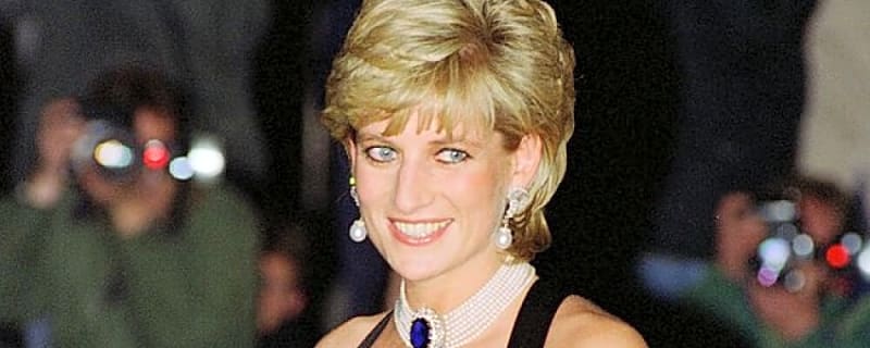 Princess Diana&#39;s memorabilia and clothing are up for auction in Los Angeles