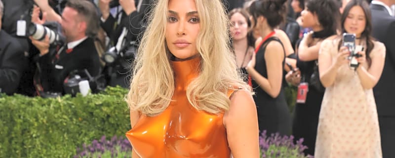Kim Kardashian awarded symbolic damages after Paris heist
