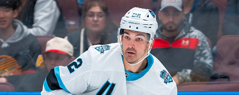 Mammoth sign forward to a five-year contract avoiding arbitration