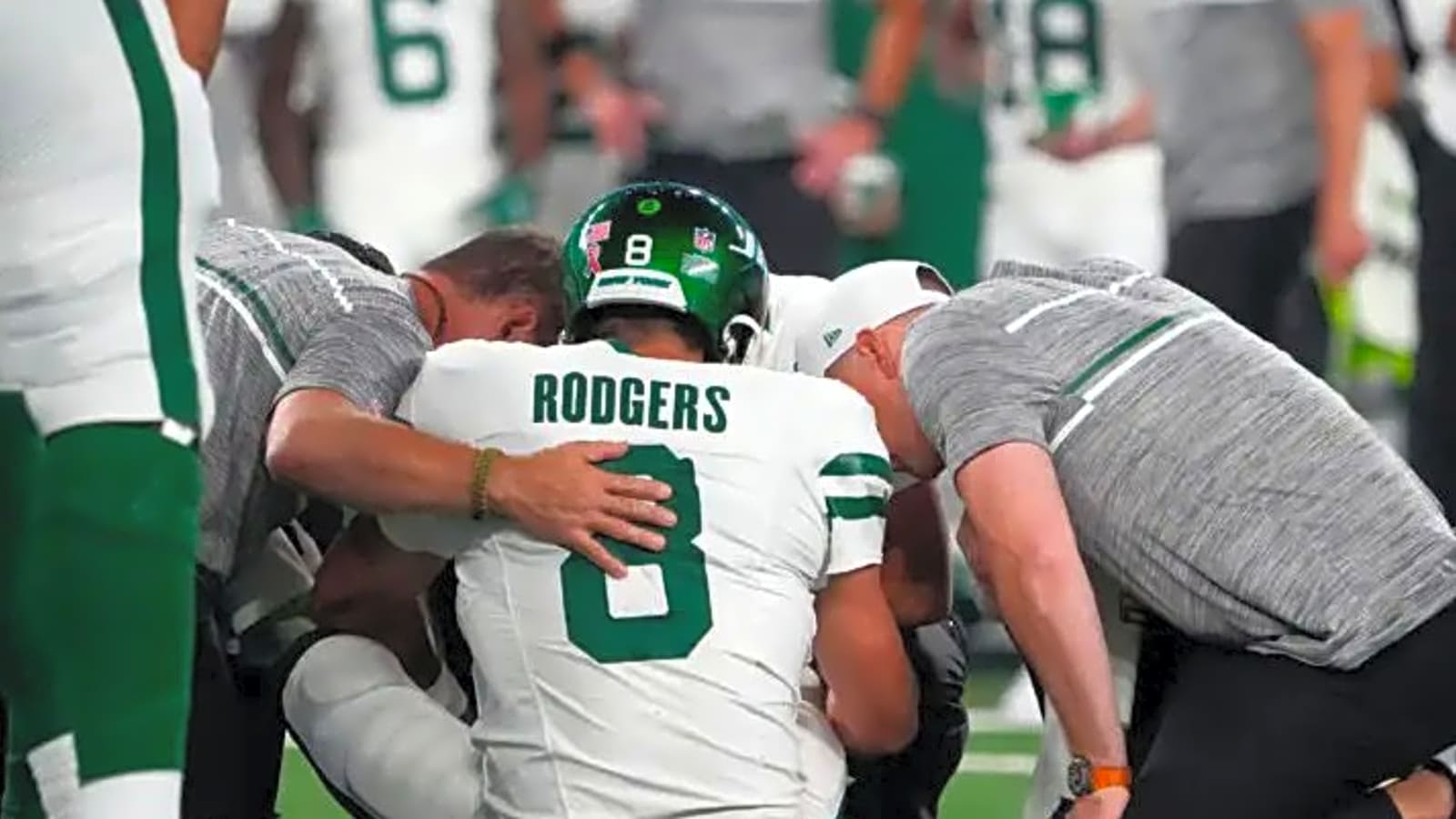 Pittsburgh Steelers: 2-Time Super Bowl Winner Has Wild Prediction for Aaron Rodgers, Says QB Will Get Shutdown Mid-Season