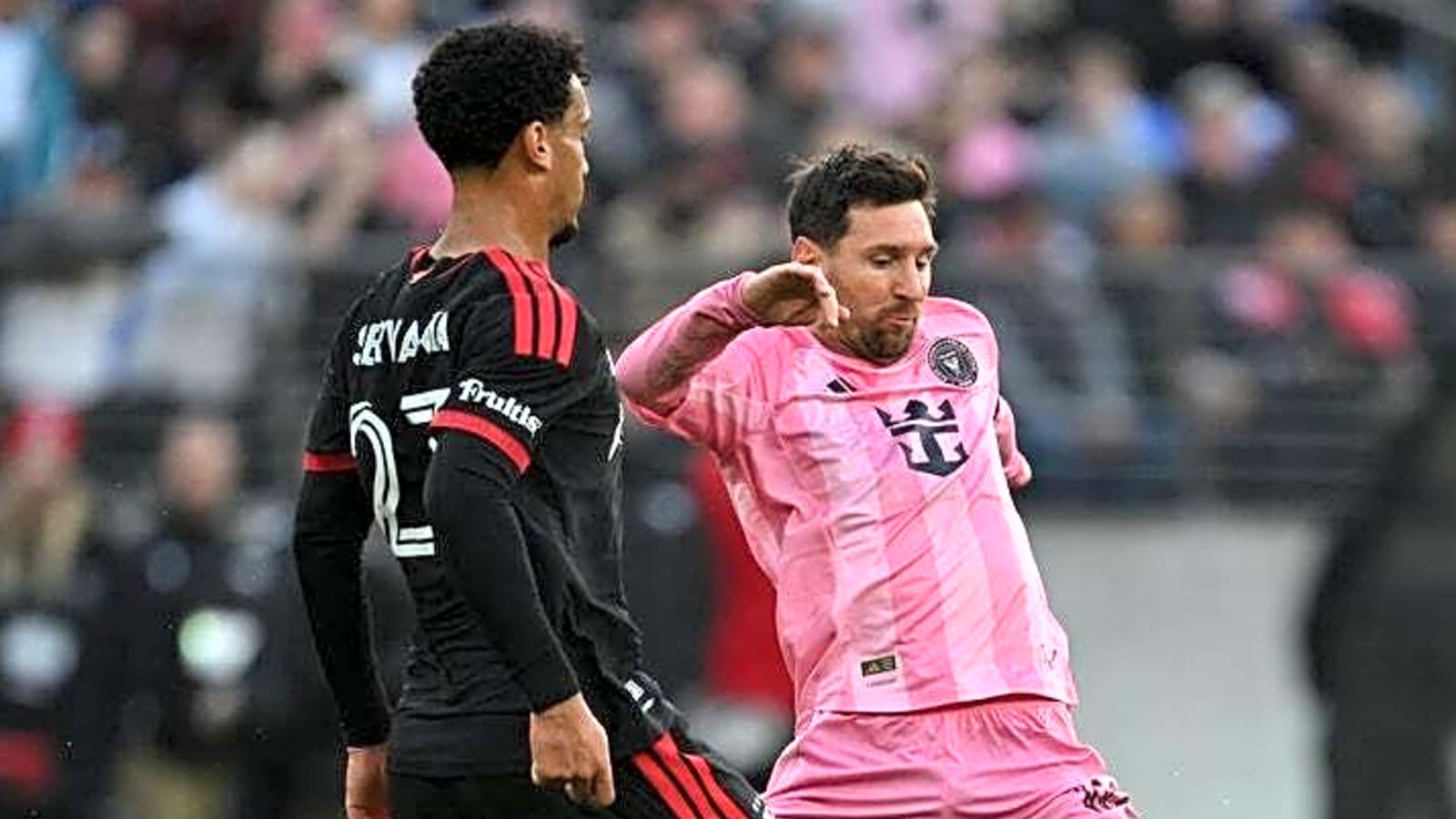 Lionel Messi, Inter Miami beat D.C. United in front of massive crowd
