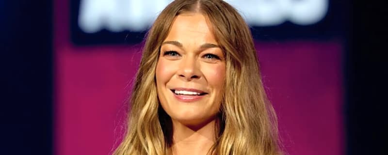 LeAnn Rimes Opens Up About Family Heartache and Canceling Shows