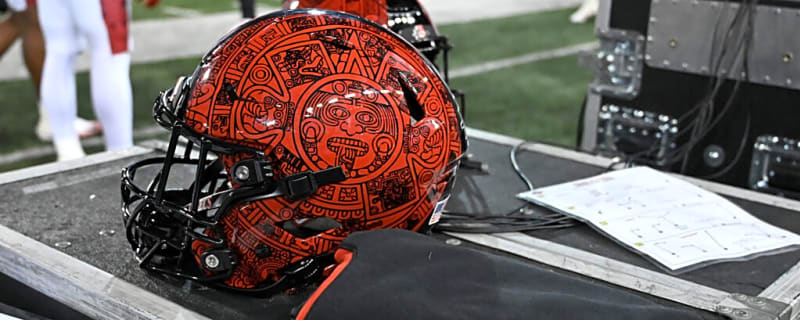Big-Time College Football Program Is Reportedly Dealing With Nasty, Painful Viral Infection That’s Sweeping Through The Locker Room